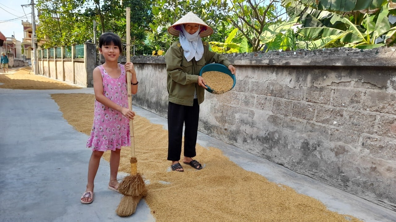 Empowering women and community