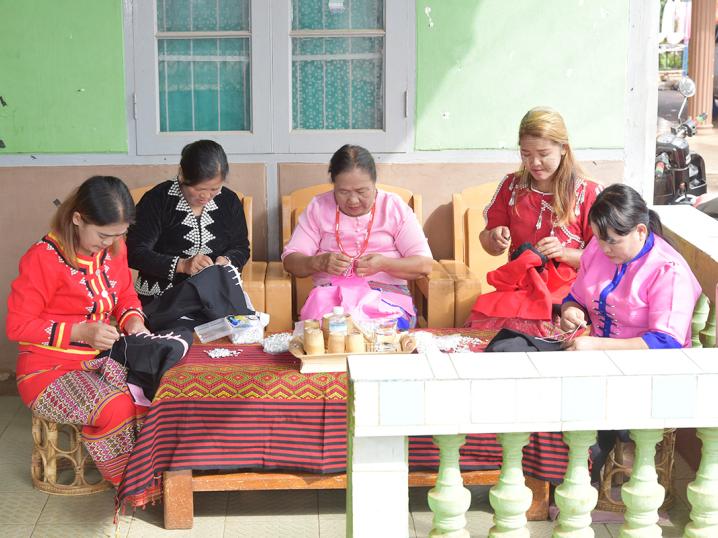 Traditional with a Modern Twist Makes Good Business Sense